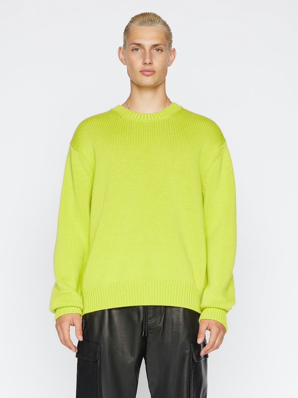 sweater front view alt:hover